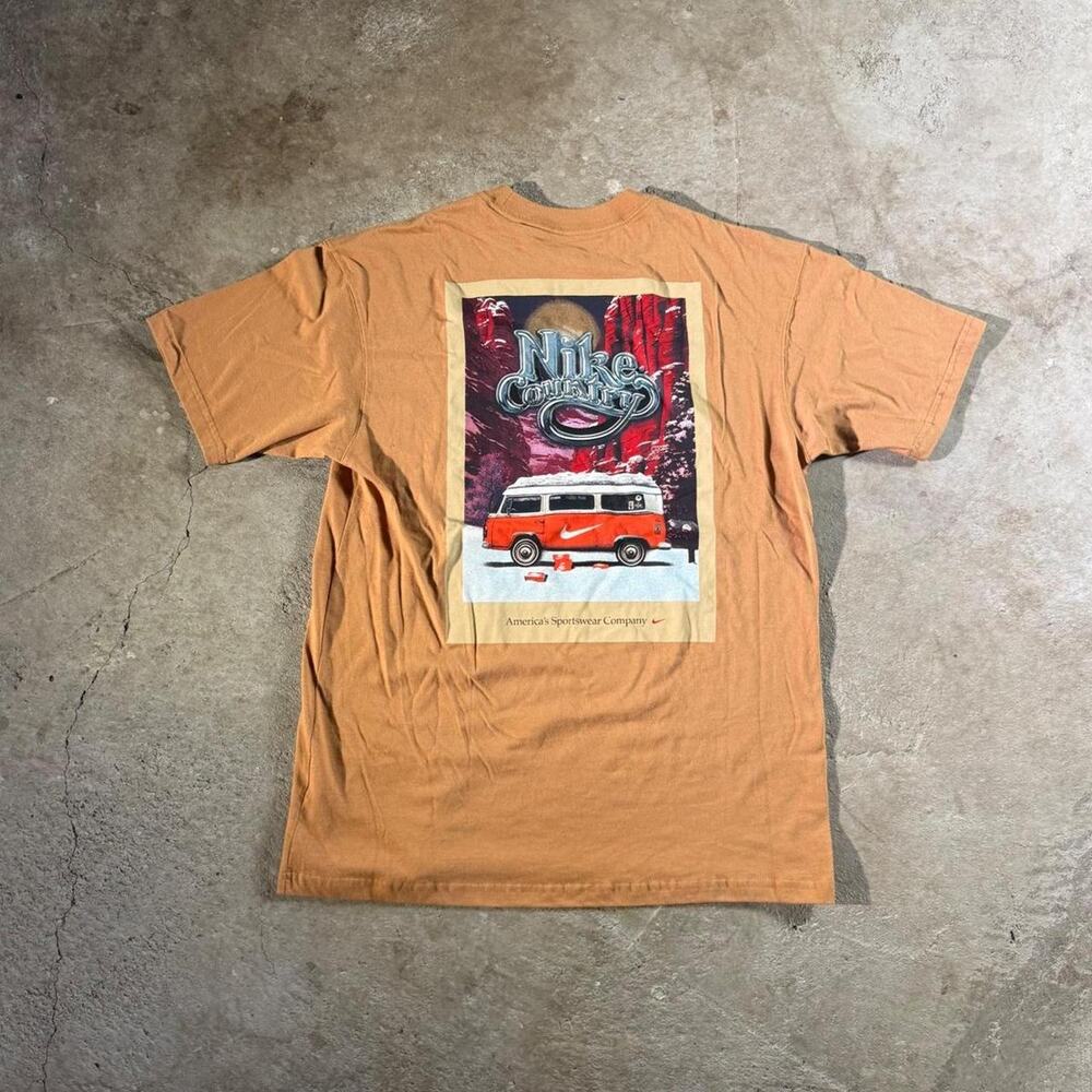 Brand New With Tags Nike Country Graphic T-Shirt